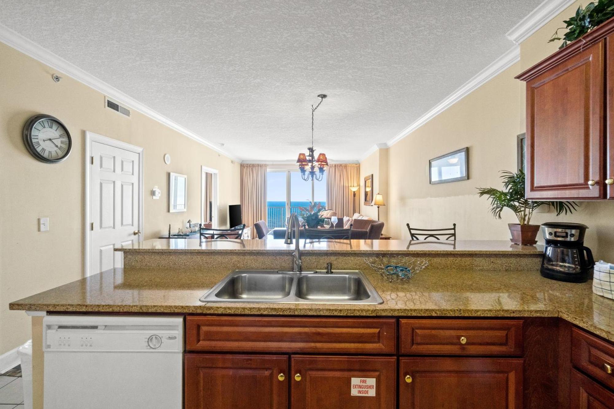 Ocean Villa Condos #1801 By Book That Condo Panama City Beach Eksteriør billede